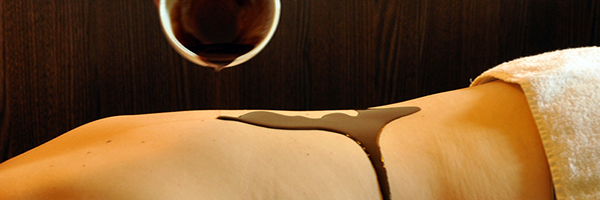 Wellness-Ganzkörper-Schokoladenmassage